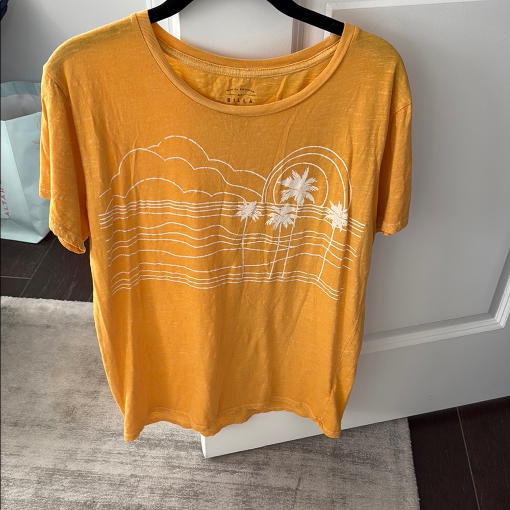 Billabong Mustard Yellow T-Shirt
